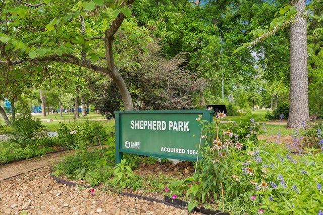 1006 Cheshire Lane, Houston, TX 77018