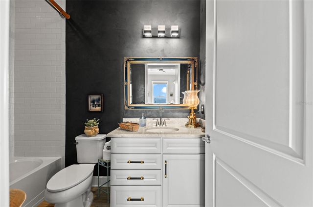 268 SAINT LUCIA DRIVE 101, Bradenton, FL 34209