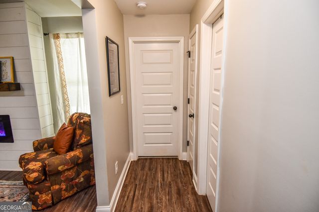 111 Needleleaf Court, Barnesville, GA 30204