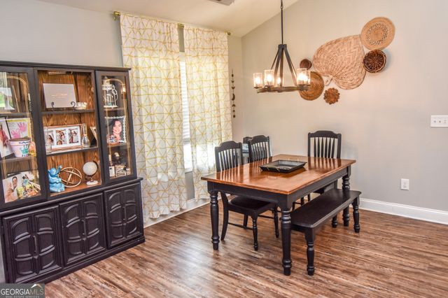 111 Needleleaf Court, Barnesville, GA 30204