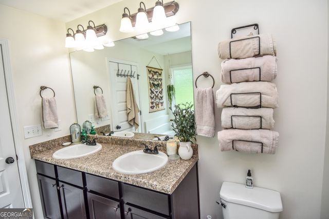 111 Needleleaf Court, Barnesville, GA 30204