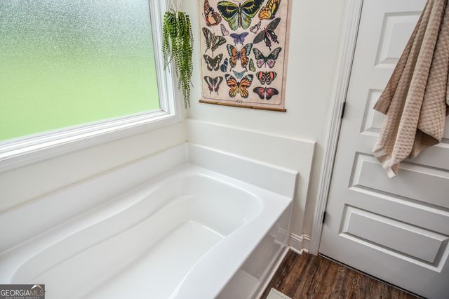 111 Needleleaf Court, Barnesville, GA 30204