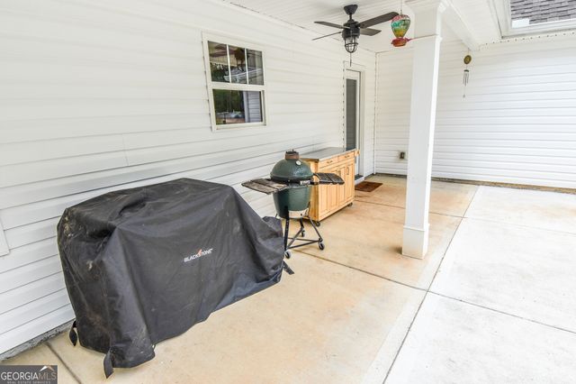 111 Needleleaf Court, Barnesville, GA 30204