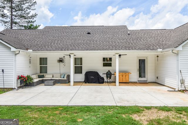 111 Needleleaf Court, Barnesville, GA 30204