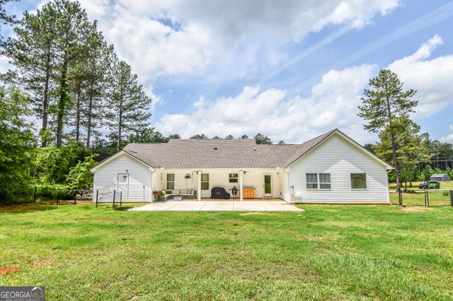 111 Needleleaf Court, Barnesville, GA 30204