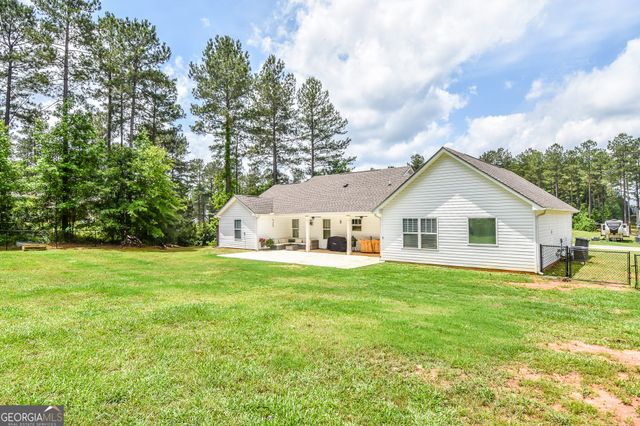 111 Needleleaf Court, Barnesville, GA 30204
