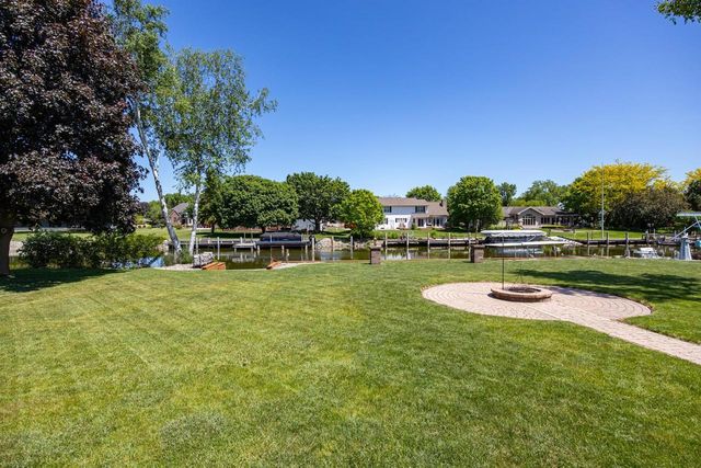 5170 KILLDEER LANE, Oshkosh, WI 54901