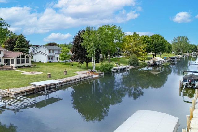 5170 KILLDEER LANE, Oshkosh, WI 54901
