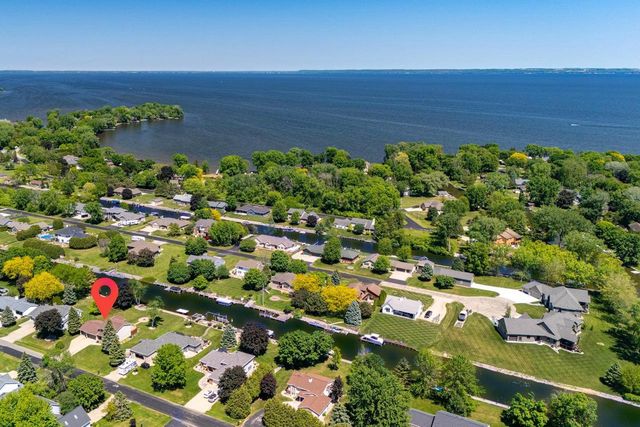 5170 KILLDEER LANE, Oshkosh, WI 54901
