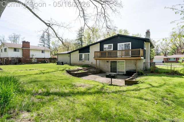 19650 Midway Road, Southfield, MI 48075