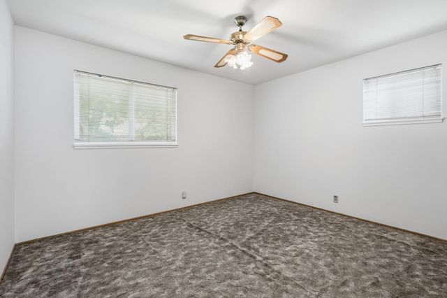 6947 Mariposa Ave, Citrus Heights, CA 95610