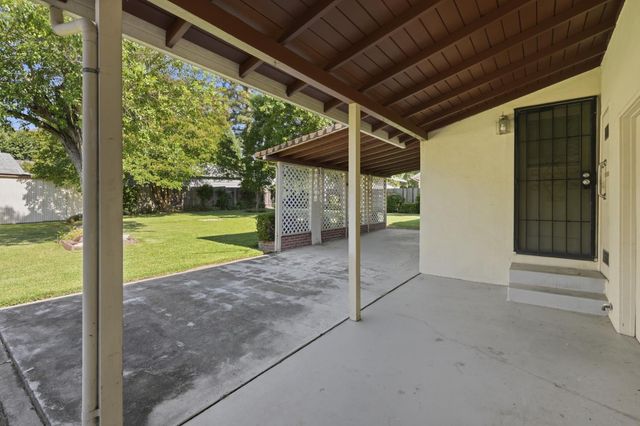 6947 Mariposa Ave, Citrus Heights, CA 95610