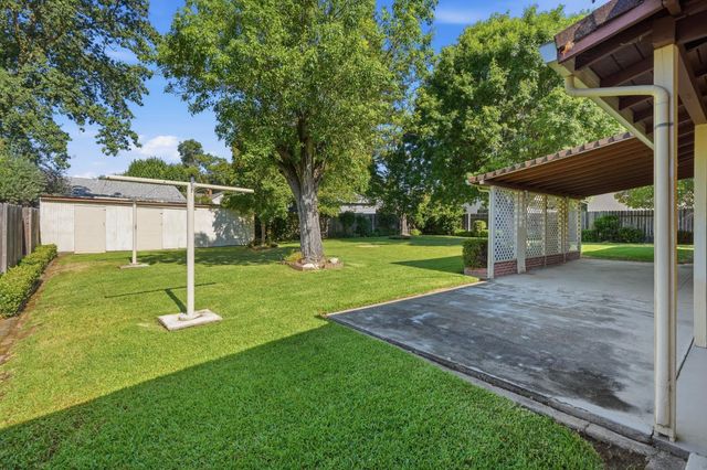 6947 Mariposa Ave, Citrus Heights, CA 95610