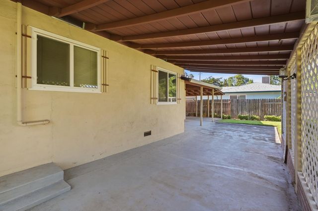 6947 Mariposa Ave, Citrus Heights, CA 95610