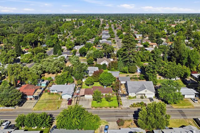 6947 Mariposa Ave, Citrus Heights, CA 95610