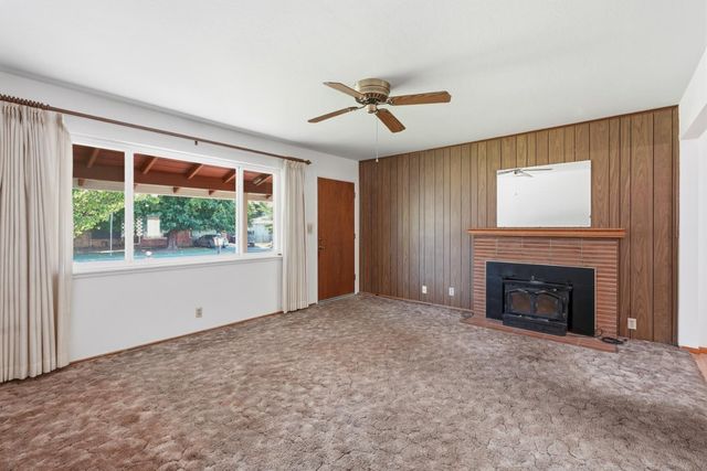 6947 Mariposa Ave, Citrus Heights, CA 95610