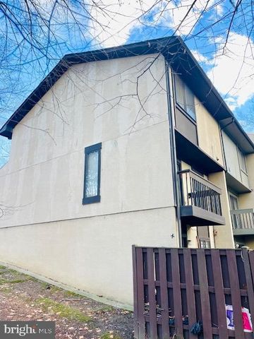 2200 WHITE CORNUS LN, Reston, VA 20191