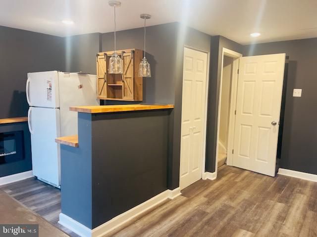 2200 WHITE CORNUS LN, Reston, VA 20191