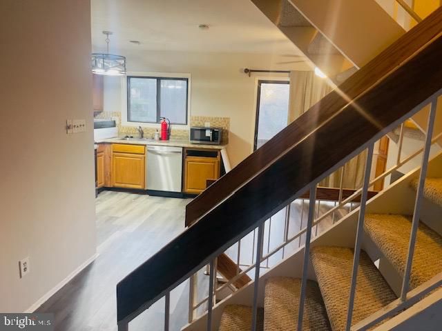 2200 WHITE CORNUS LN, Reston, VA 20191
