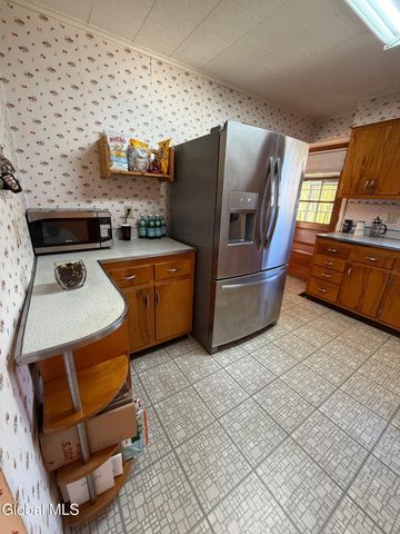 6 Sunset View Avenue, Brunswick, NY 12180