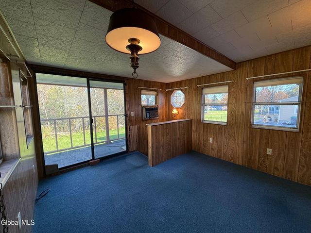 6 Sunset View Avenue, Brunswick, NY 12180