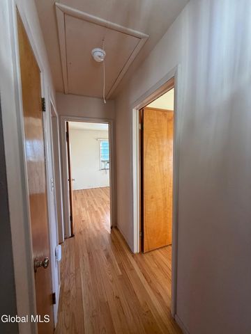 6 Sunset View Avenue, Brunswick, NY 12180