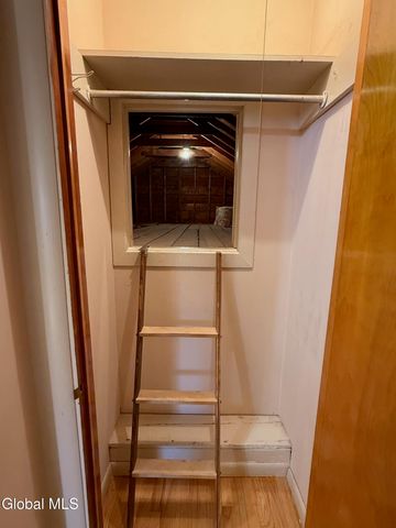 6 Sunset View Avenue, Brunswick, NY 12180