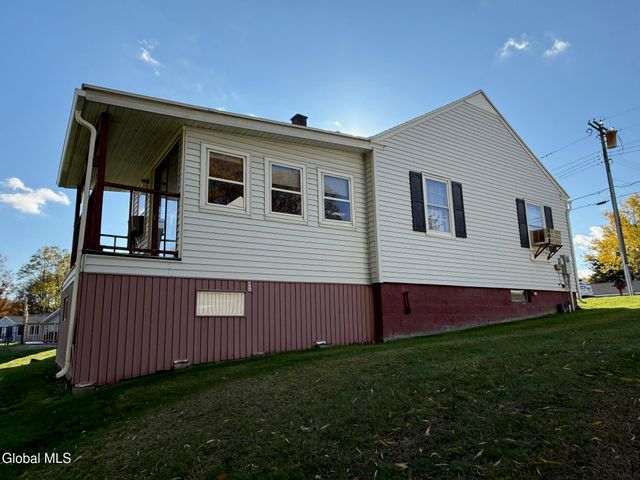 6 Sunset View Avenue, Brunswick, NY 12180