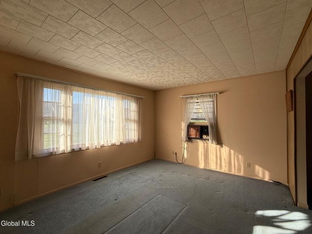 6 Sunset View Avenue, Brunswick, NY 12180