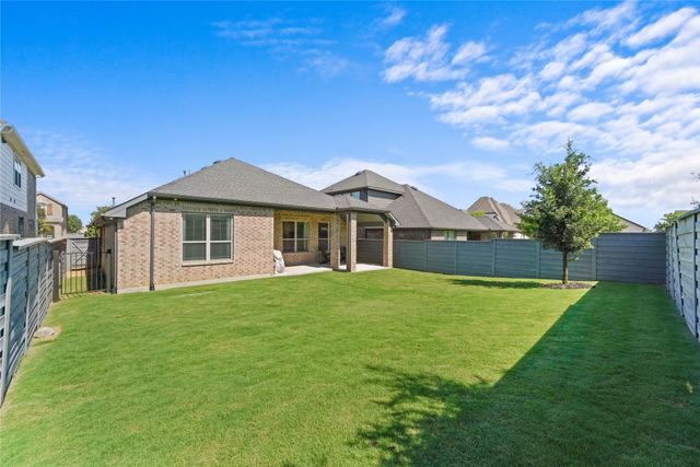 7004 Trailhead Street, Little Elm, TX 76227