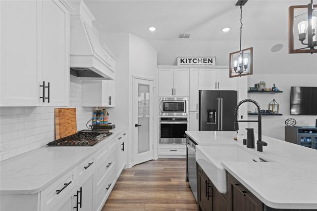 7004 Trailhead Street, Little Elm, TX 76227