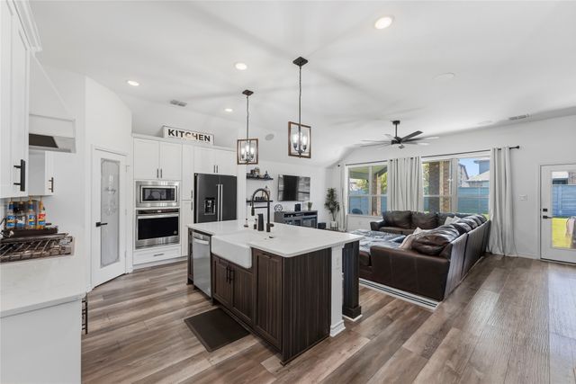7004 Trailhead Street, Little Elm, TX 76227