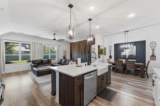 7004 Trailhead Street, Little Elm, TX 76227