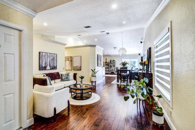 1433 Sabal Trail, Weston, FL 33327