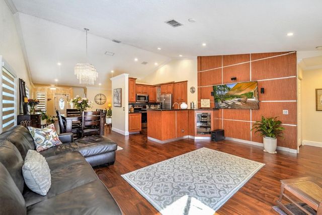 1433 Sabal Trail, Weston, FL 33327