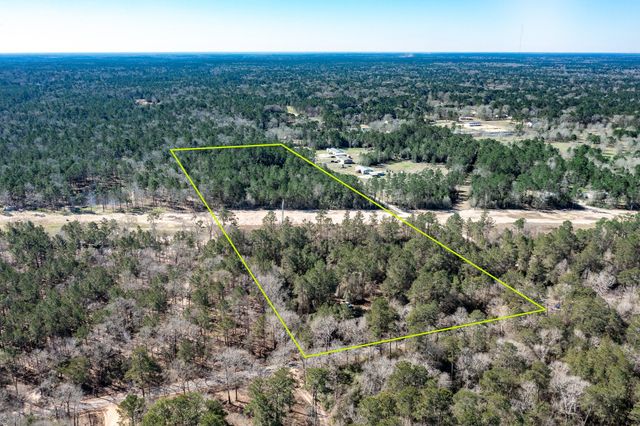 651 Jayhawker Road, Cleveland, TX 77328