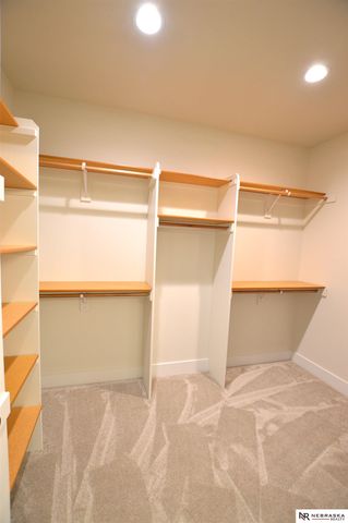 4931 Donnette Drive, Lincoln, NE 68514