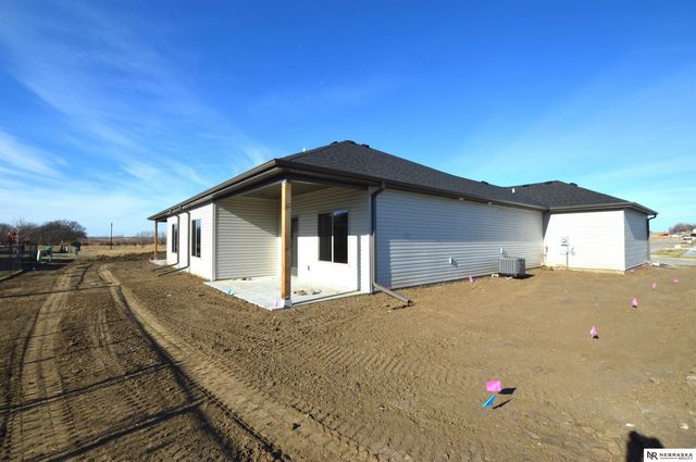 4931 Donnette Drive, Lincoln, NE 68514