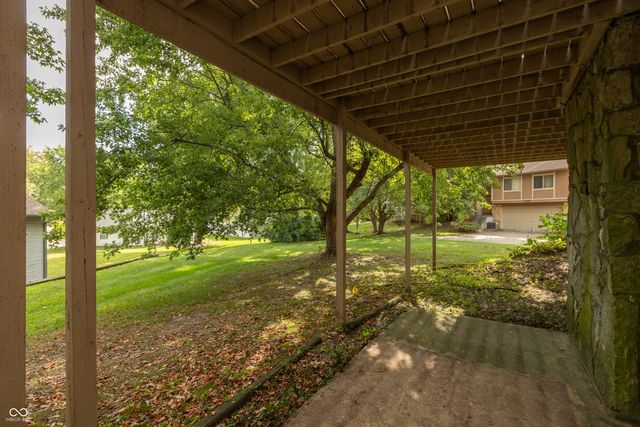 3131 Stillmeadow Drive, Indianapolis, IN 46214