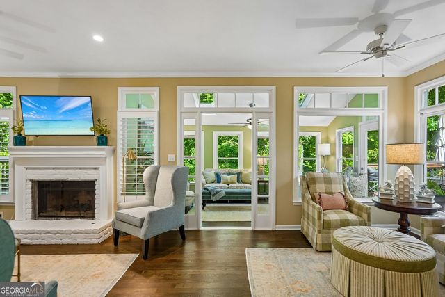 301 River Glen Drive, Roswell, GA 30075