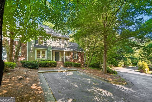 301 River Glen Drive, Roswell, GA 30075