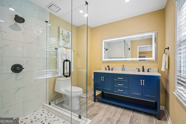 301 River Glen Drive, Roswell, GA 30075