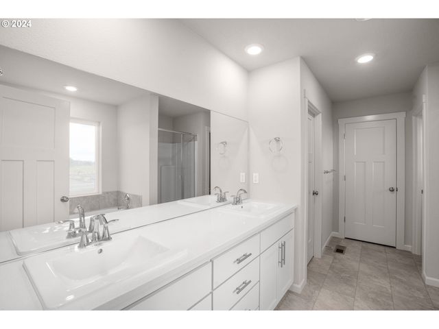 935 Windrow Ave Se, Albany, OR 97322