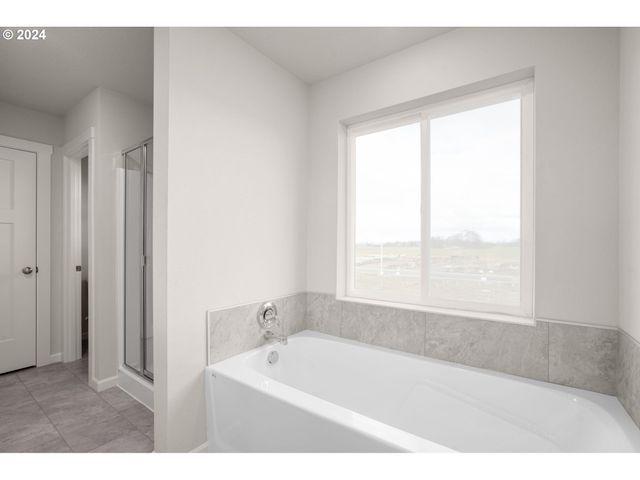 935 Windrow Ave Se, Albany, OR 97322