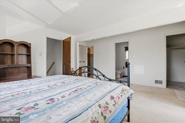1265 OLD YORK RD, Warminster, PA 18974