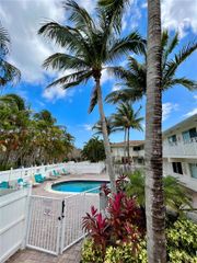 1872 NE 46th Street D4, Fort Lauderdale, FL 33308