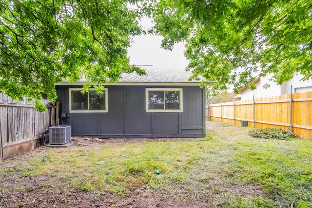 11304 Ptarmigan CV B, Austin, TX 78758