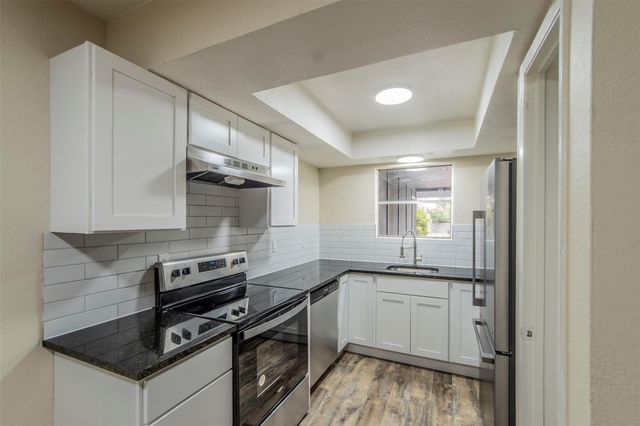 11304 Ptarmigan CV B, Austin, TX 78758