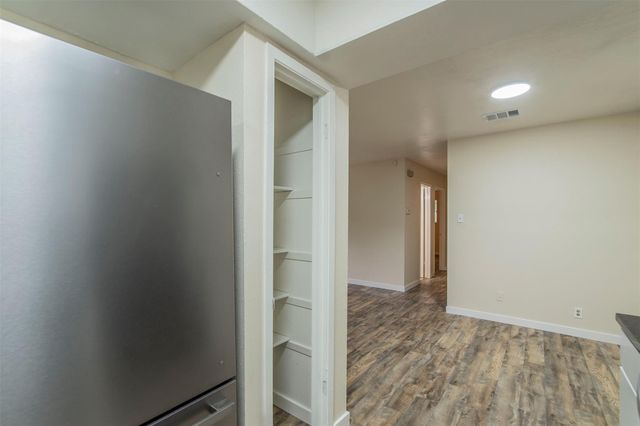 11304 Ptarmigan CV B, Austin, TX 78758