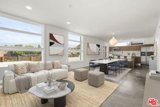 482 S Arroyo 306, Pasadena, CA 91105